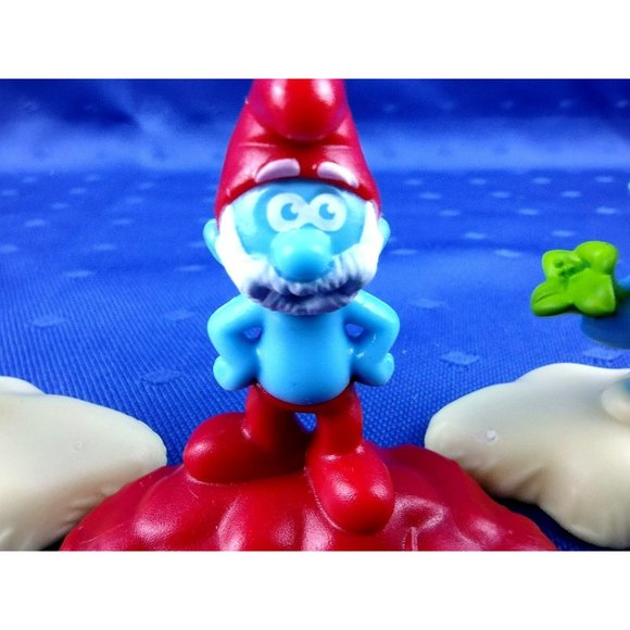Papa Smurf Girl Smurfs Figurines McDonald's 2017 The Lost Village Toys Mini - Picture 6 of 11